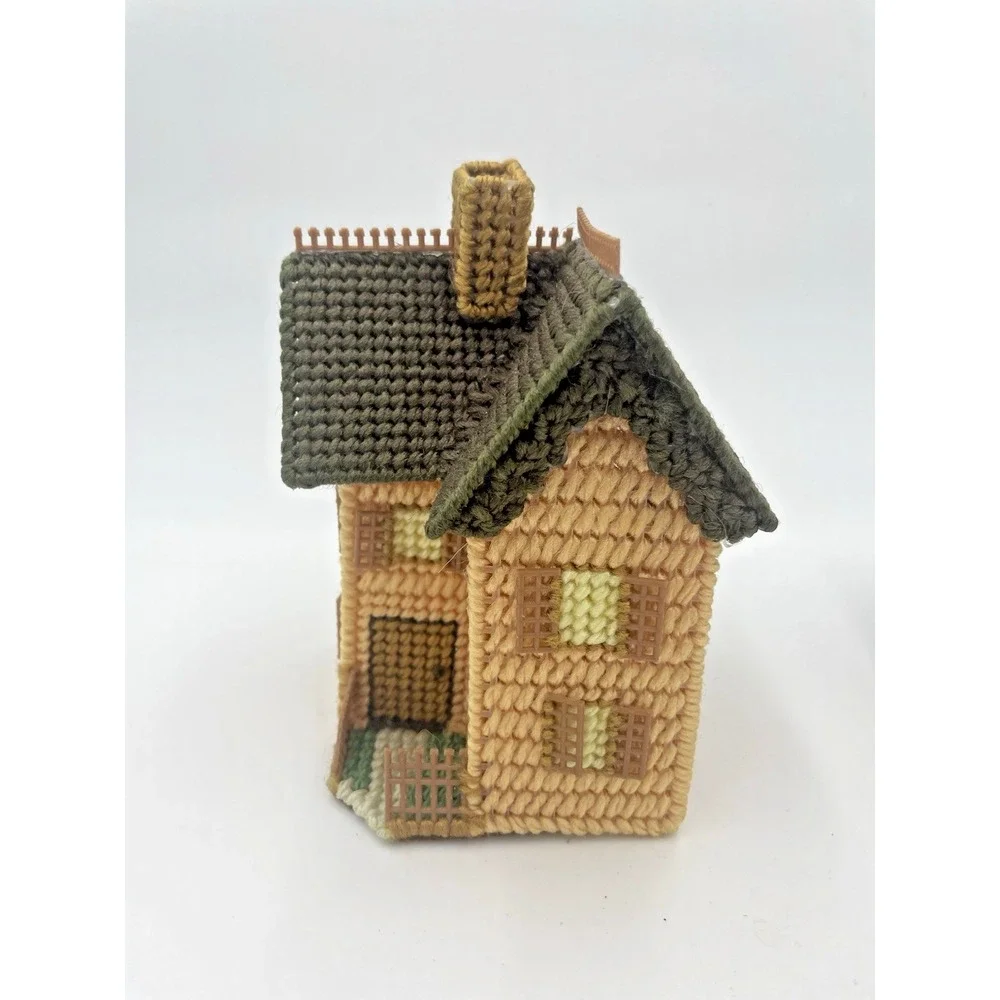 Vtg 70s Handmade Yarn Needlepoint Completed‎ 2 Cottage Houses Plastic Canvas